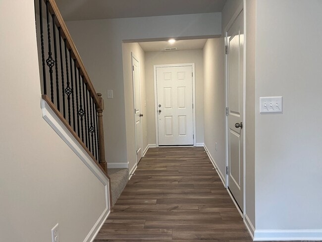 Building Photo - Brand New 3/3 Townhome Available Now!