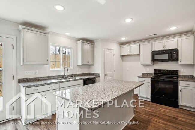 Building Photo - 3504 Marksbury Dr