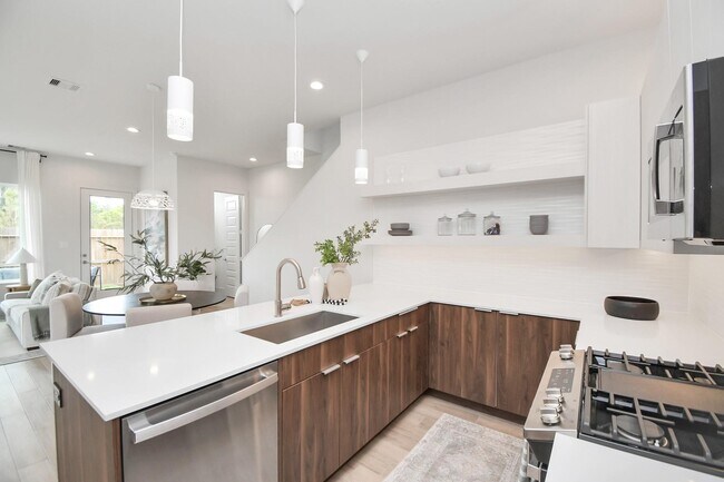 Building Photo - 3015 Pelon Cay Dr