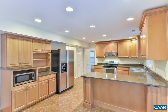 Building Photo - 1012 Wildmere Pl