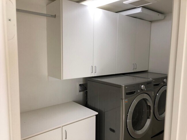 Washer Dryer - 61 Keepsake