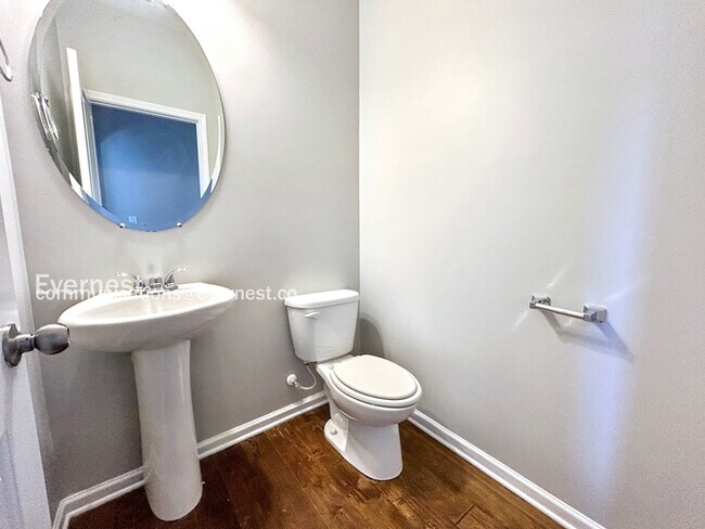 Building Photo - 345 Westridge Cir