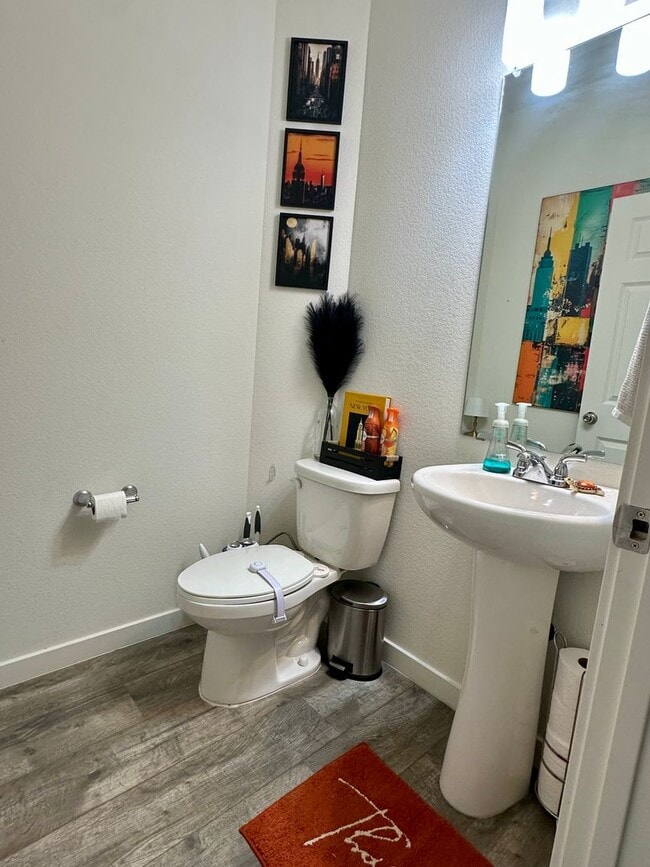 Building Photo - GORGEOUS HOME IN HIGHLY DESIRABLE BANNING LEWIS RANCH - Security Deposit Waiver Available