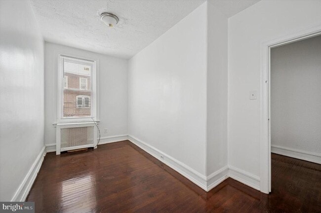 Building Photo - 5753 Hunter St