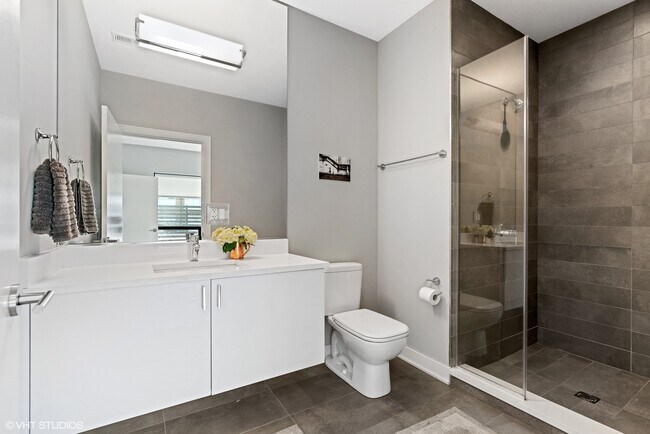 Building Photo - 1749 N Winnebago Ave