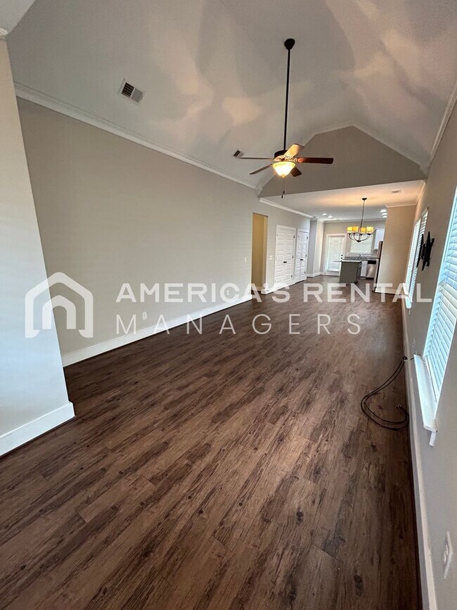 Building Photo - Home for Rent in Lake Cyrus! Available to View Now!!!