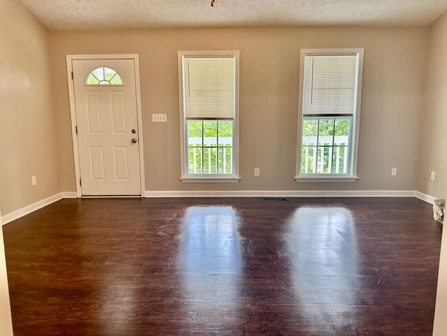 Building Photo - Douglasville-Paulding County Rental