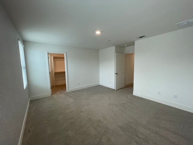 Building Photo - 6156 Olive Pl