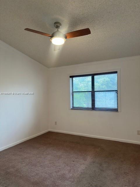 Building Photo - 650 S Park Rd