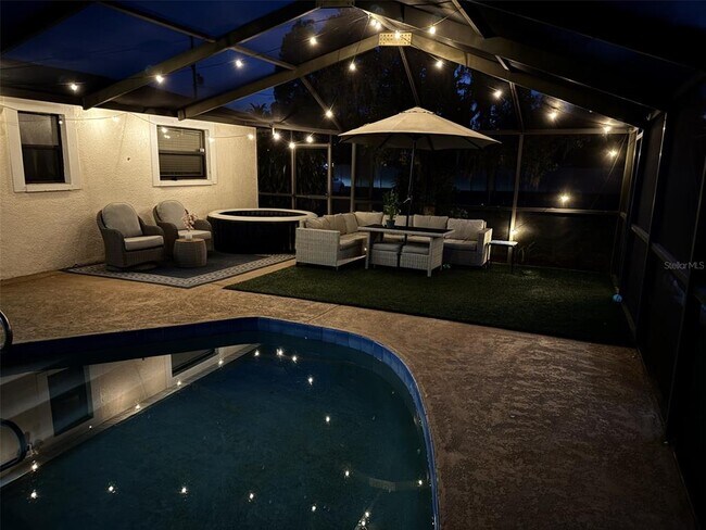 Building Photo - 20855 Lake Patience Rd