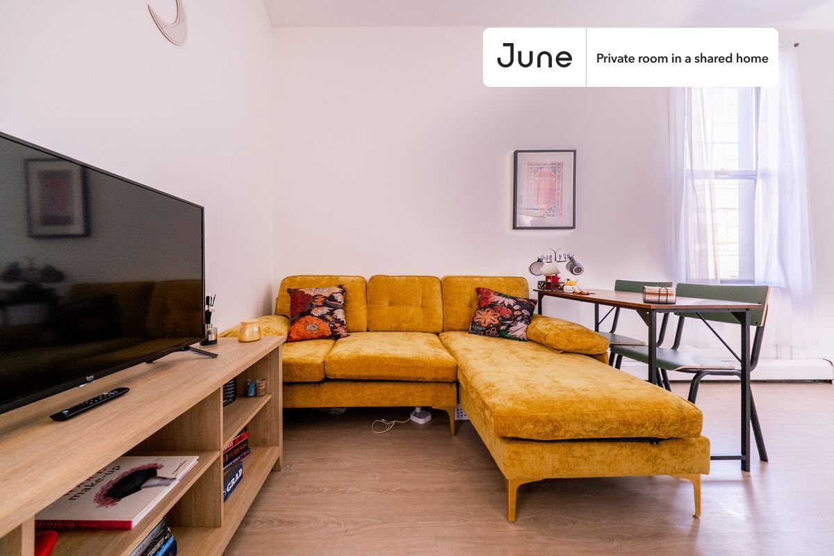 Building Photo - Room in Shared 2 bed/1 bath home in Bushwick