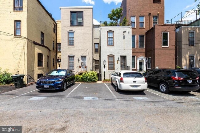Building Photo - 1756 Corcoran St NW