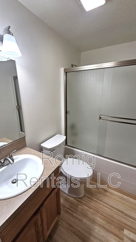 Building Photo - 6822 NE 93rd Ct