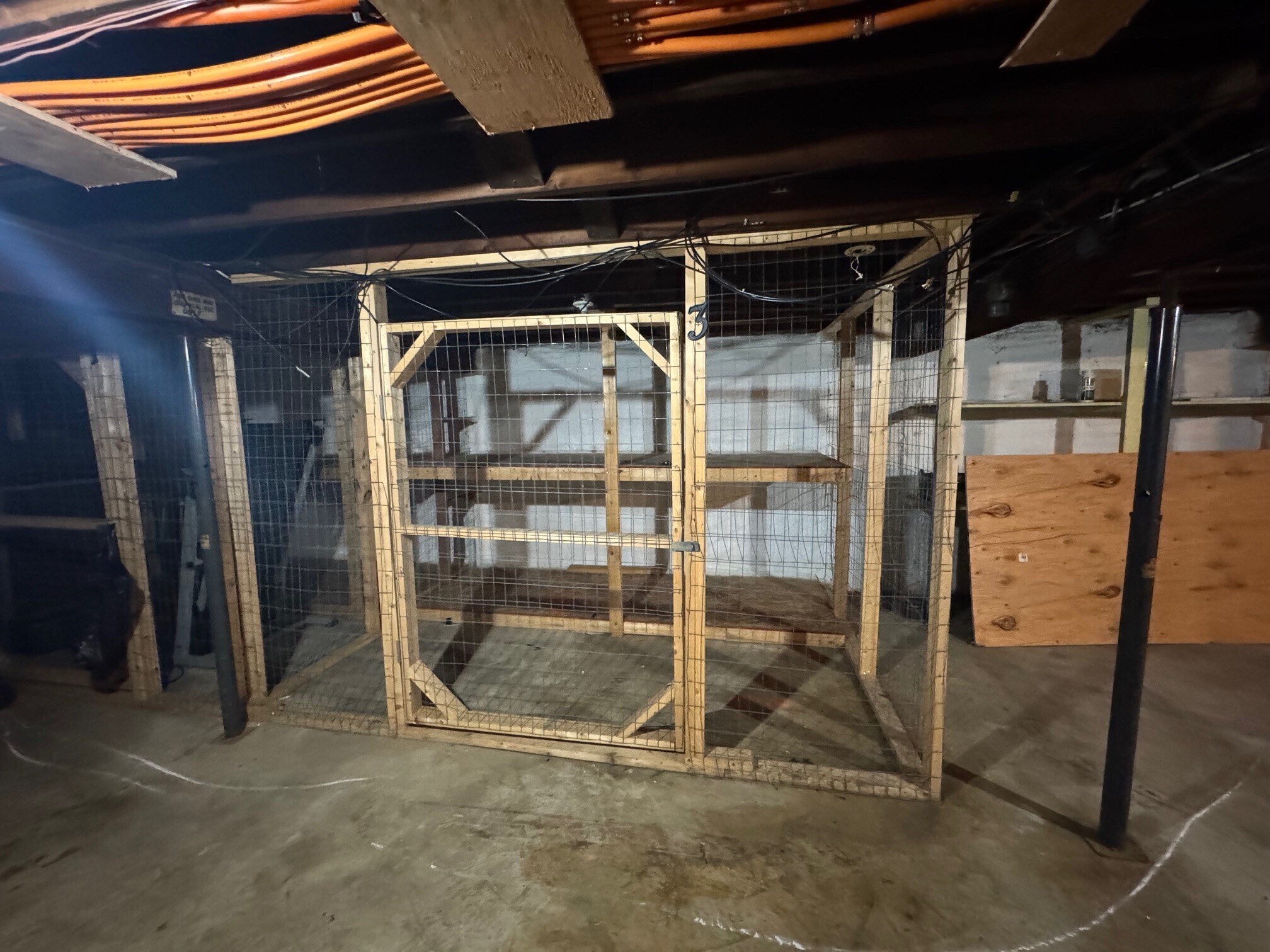 Building Photo - 120 Elm St