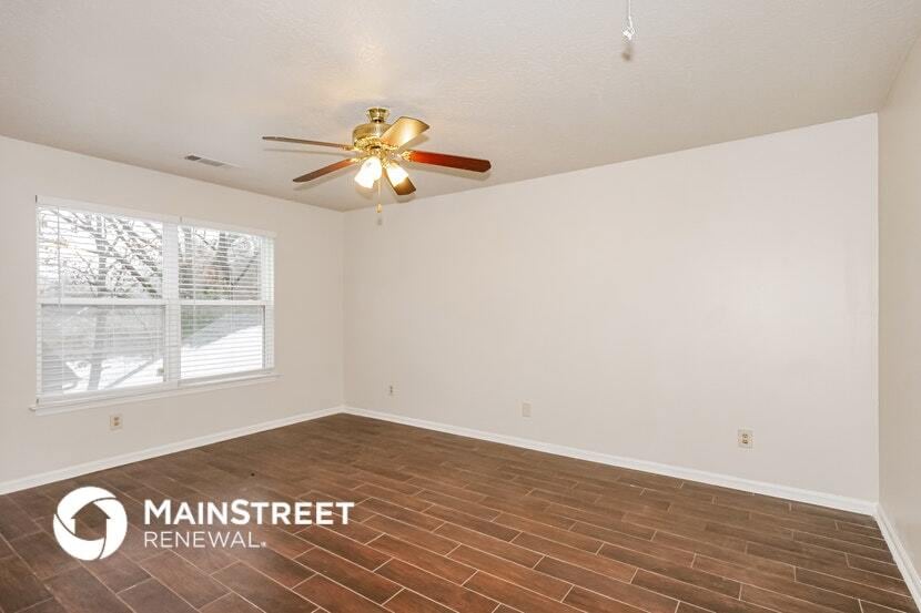 Building Photo - 7897 Bentwood Cir