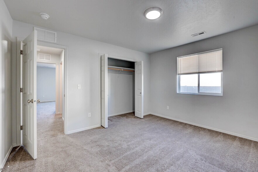 Building Photo - 19570 Nanticoke Ave