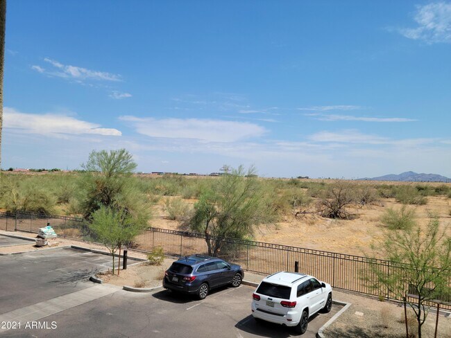 Building Photo - 17850 N 68th St