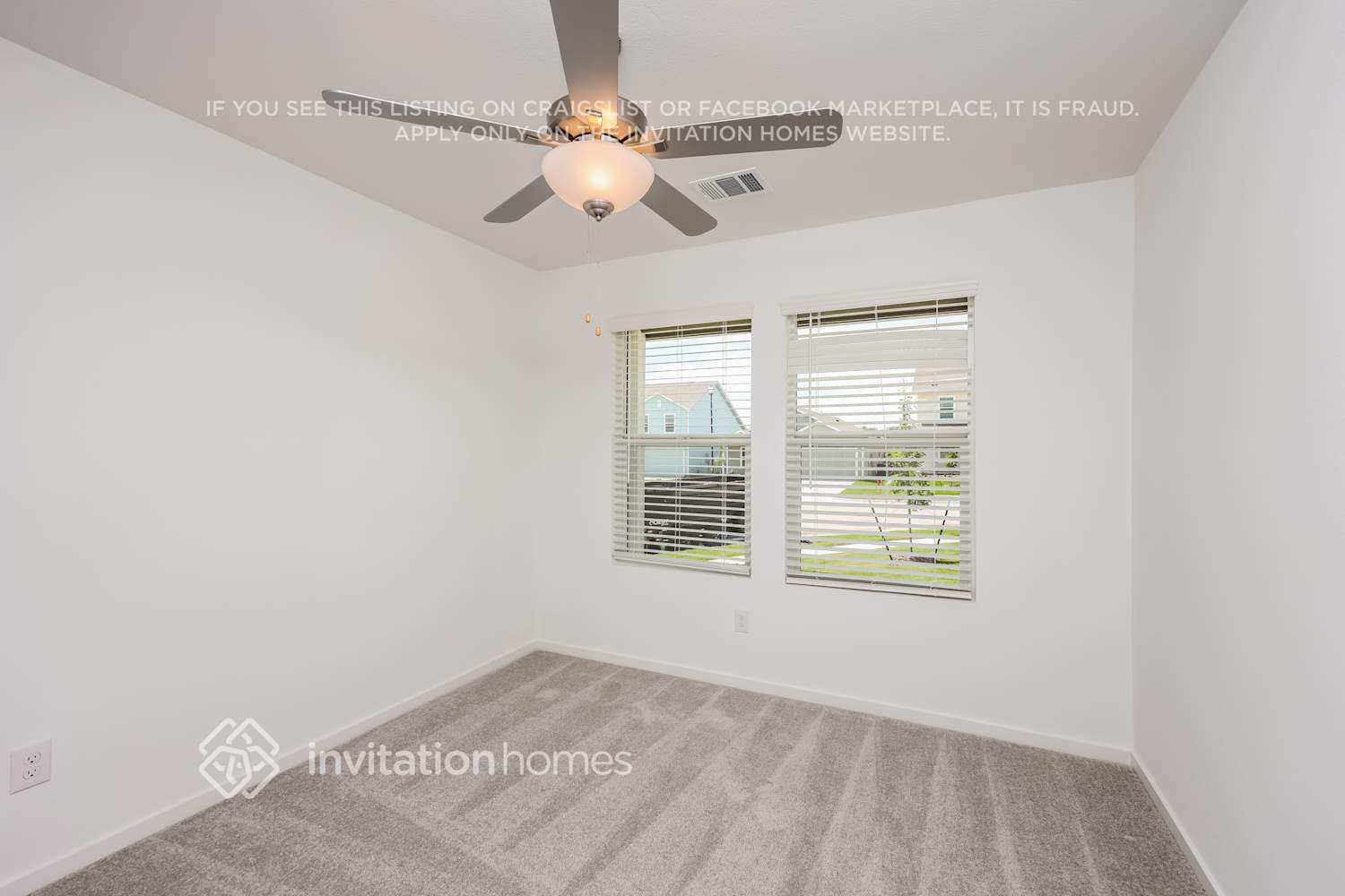 Building Photo - 2407 Fleming Dr