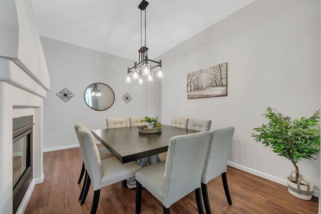 Building Photo - 10577 Eagle Falls Way