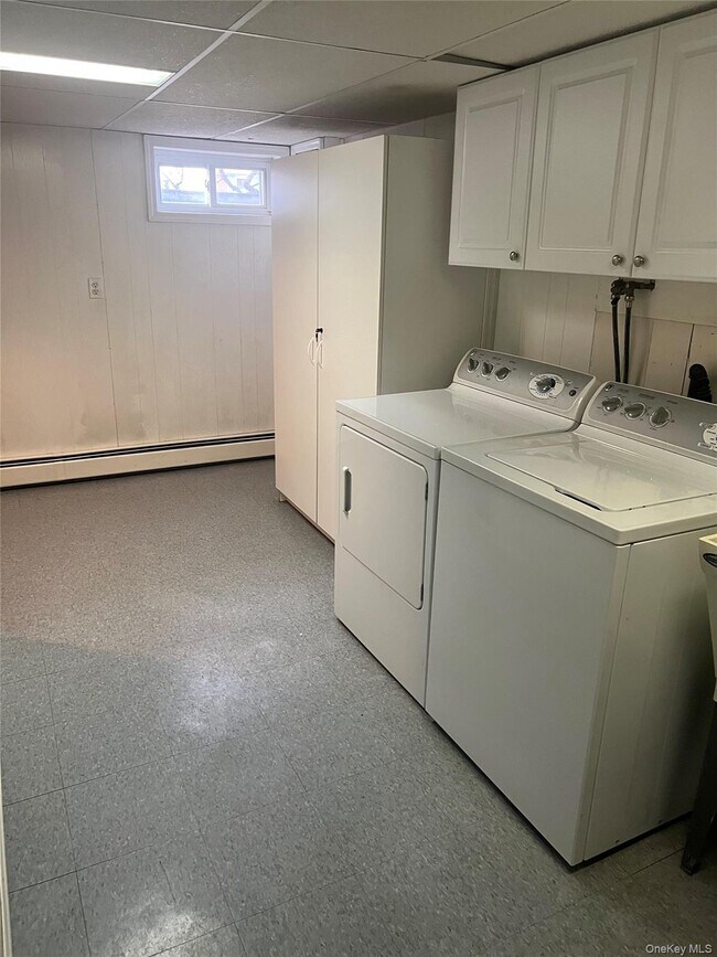 Building Photo - 1803 Albermarle Ave