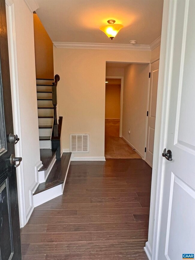 Building Photo - 2056 BethPage Ct