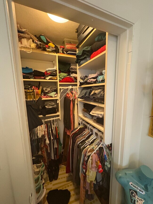 Building Photo - 45 Westland Ave