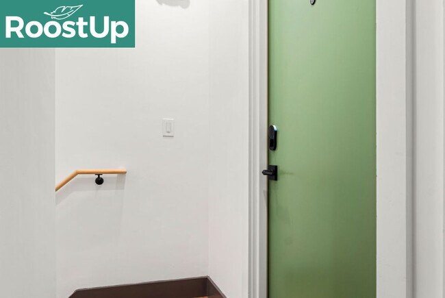 Building Photo - Furnished Bedroom with Private Bath in Jamaica Plain