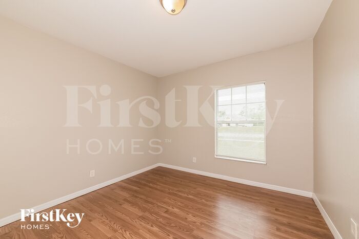 Building Photo - 2621 Atwater Dr