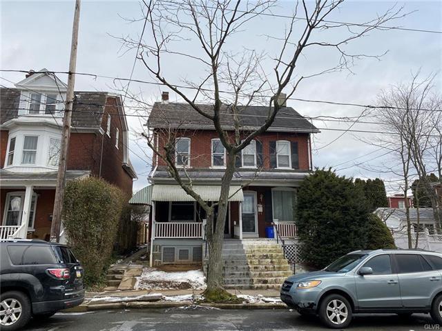 Building Photo - 432 E Laurel St
