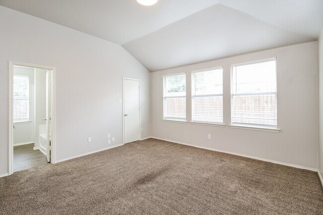 Building Photo - 1118 Partridge Dr