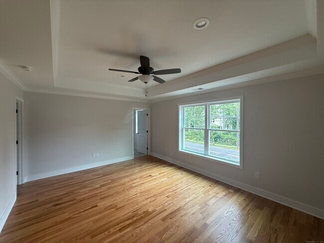 Building Photo - 7 Chatsworth Ct