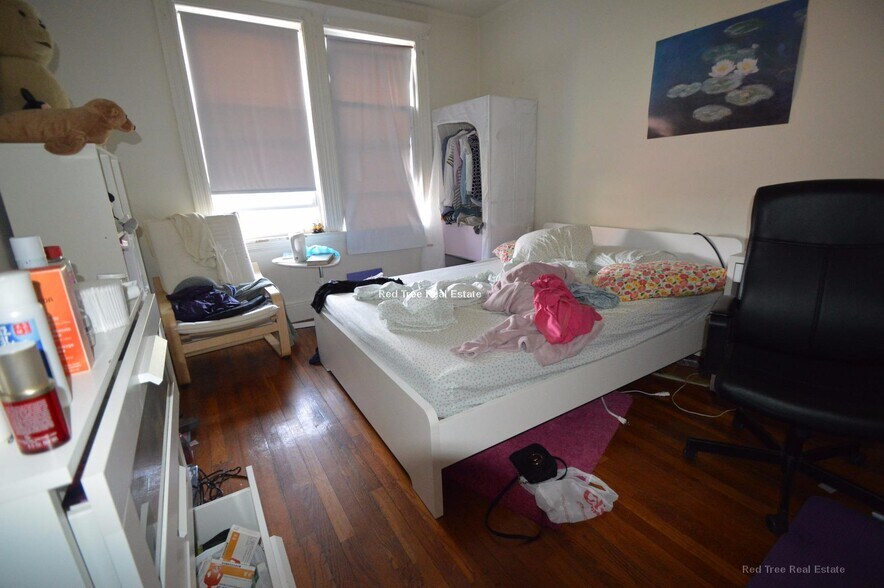 Building Photo - 1630 Commonwealth Ave