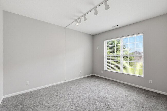 Building Photo - 8110 Eskerban Dr