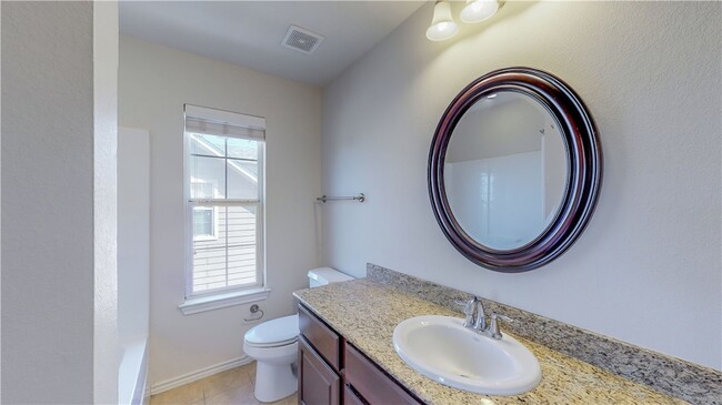 Building Photo - 2487 Horse Shoe Dr