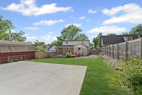Building Photo - 1607 Riverside Dr