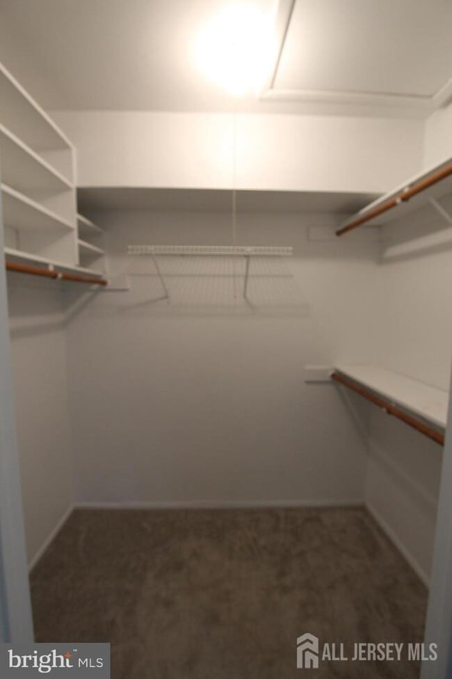 Building Photo - 2114 Aspen Dr