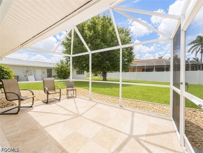 Building Photo - 912 Dolphin Dr