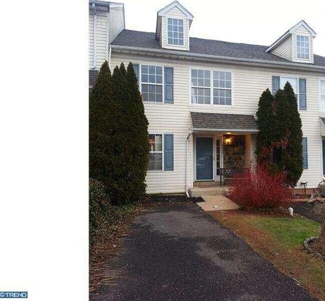 Front Entrance - 4666 Louise Saint Claire Dr