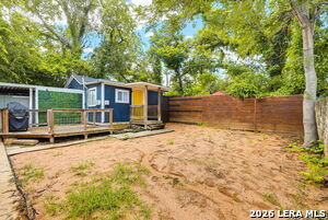 Building Photo - 1307 Kayton Ave