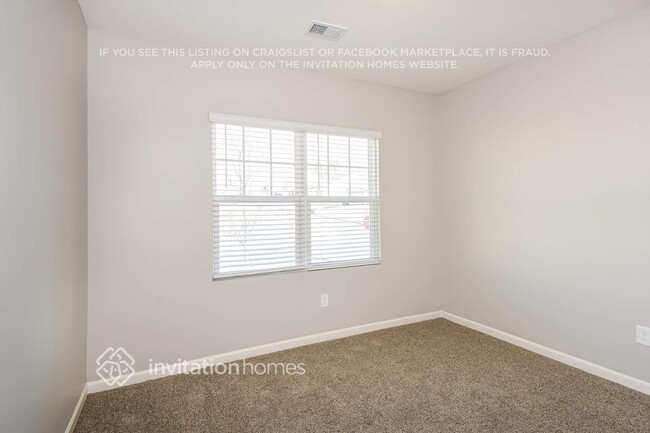 Building Photo - 310 Pescara Ct