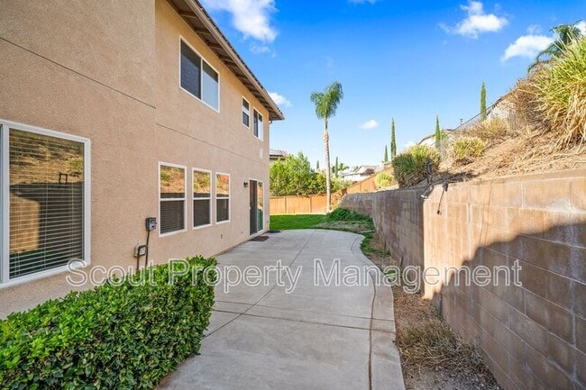 Building Photo - 44704 Mumm St
