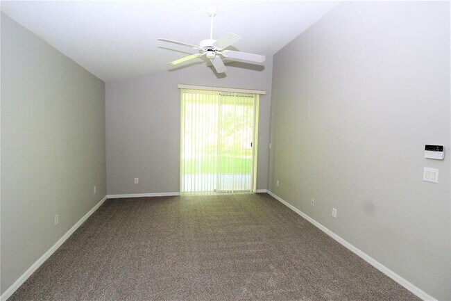 Building Photo - 10458 Lucaya Dr