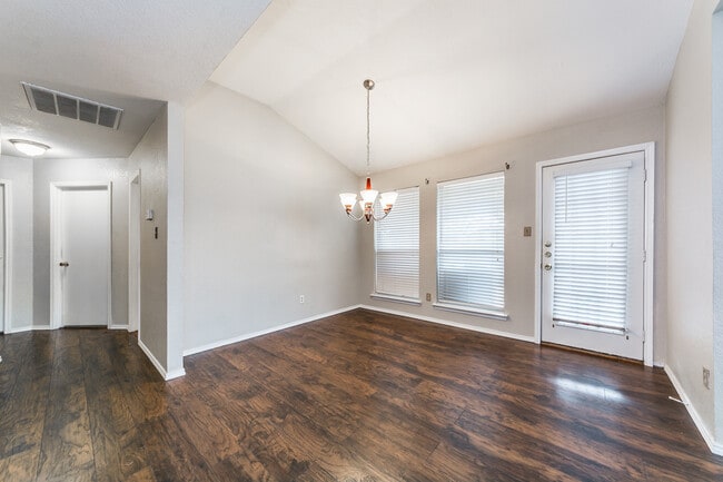 Building Photo - 3724 Chaddybrook Ln