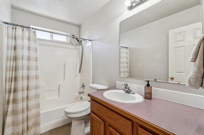 Building Photo - 8210 Waterside Ave