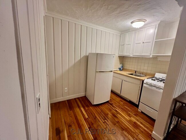 Building Photo - 101 Myrtle St