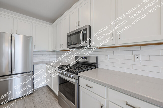 Building Photo - 1117 N Jay Pl