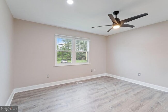 Building Photo - 4520 Rosemarie Dr