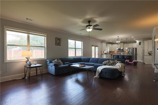Building Photo - 3125 Pleasant Valley Trail