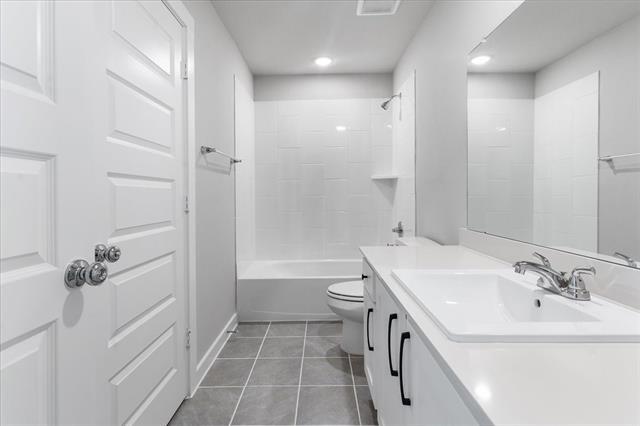 Building Photo - 608 Cottage Wood Dr