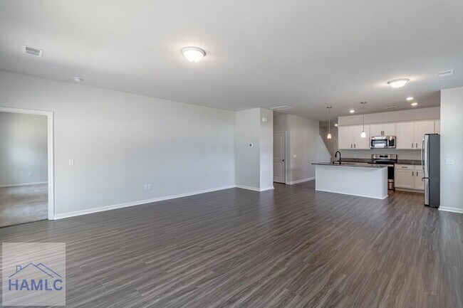 Building Photo - 147 Enclave Wy